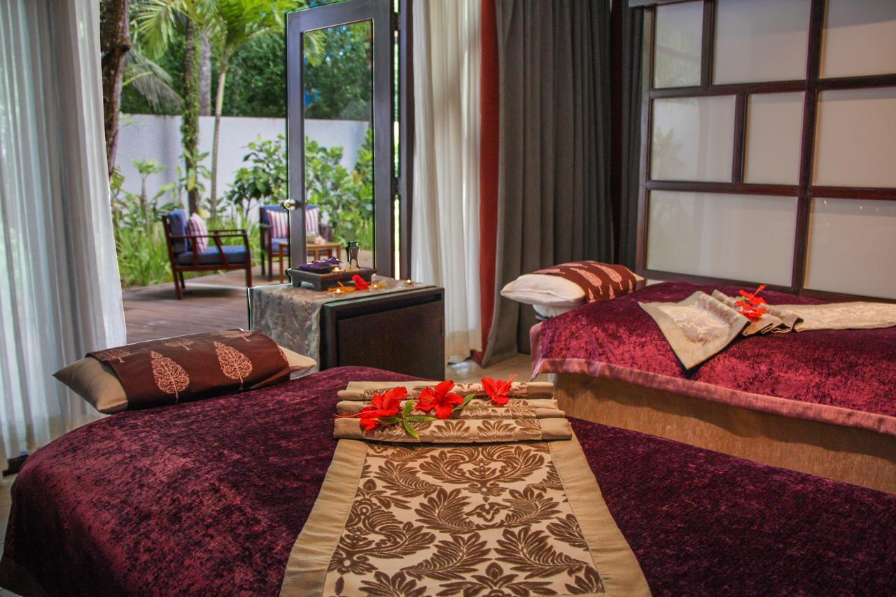 Avani Barbarons Seychelles Resort Grand Anse  Bagian luar foto