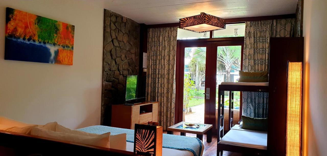 Avani Barbarons Seychelles Resort Grand Anse  Bagian luar foto